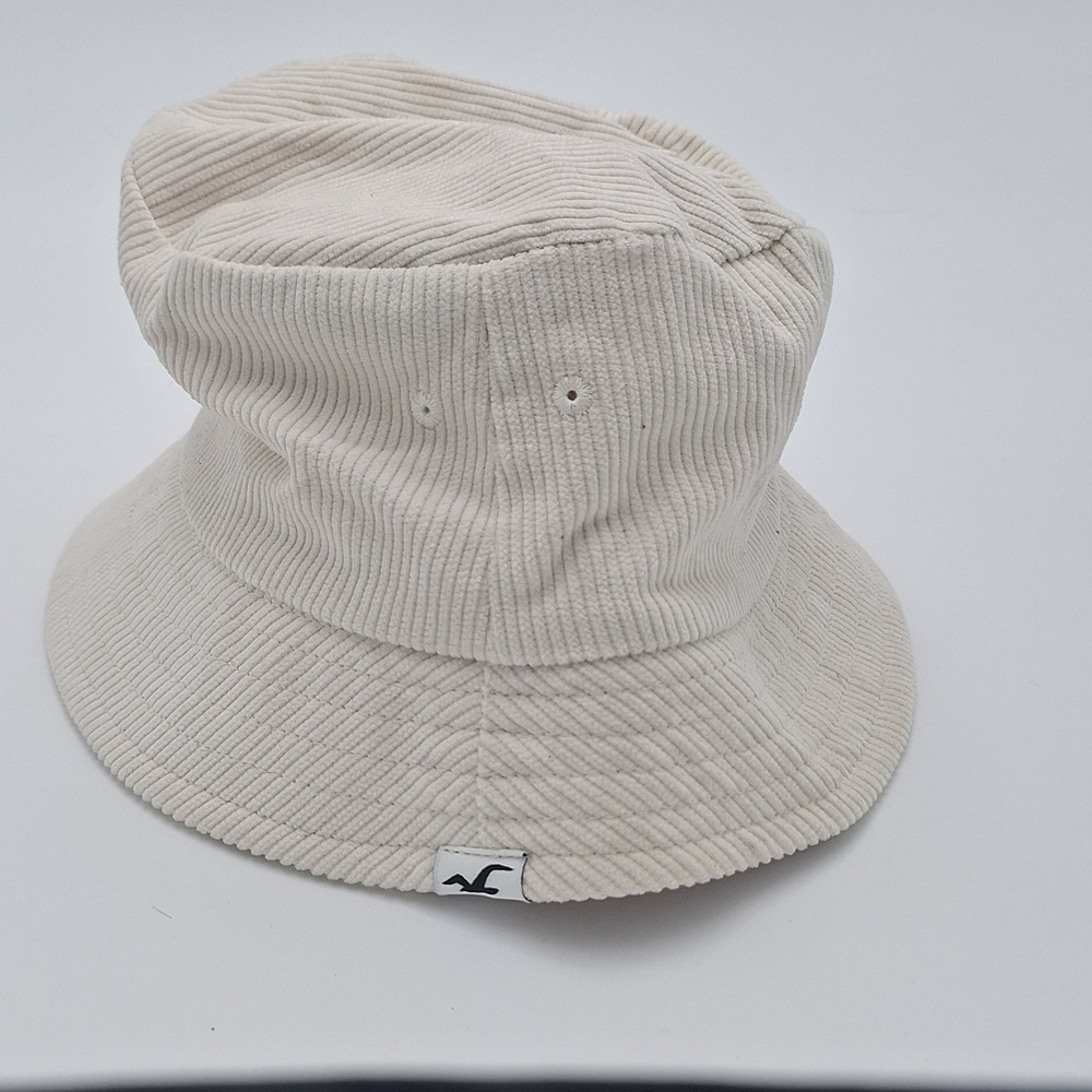 Hollister Cream Corduroy Bucket Hat